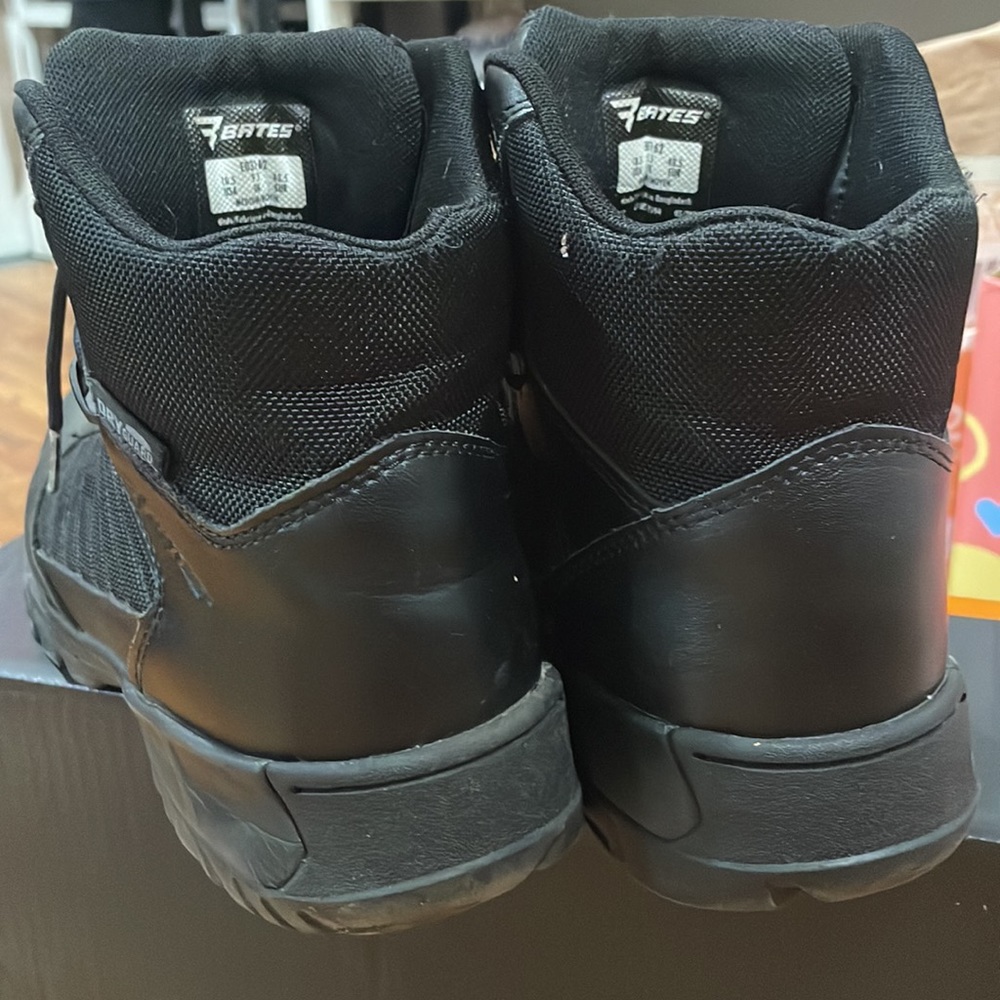 Bates Boots - image 3